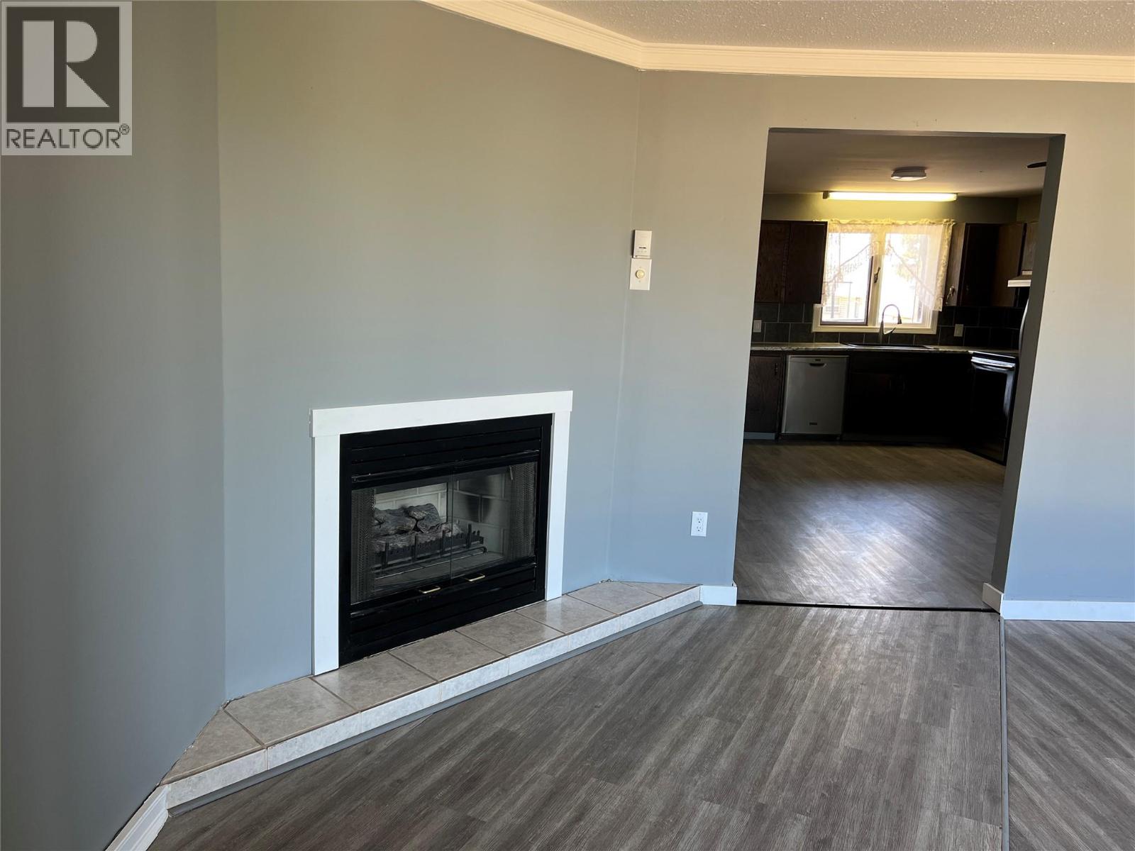 505 97a Avenue, Dawson Creek, British Columbia  V1G 1P9 - Photo 4 - 10389638