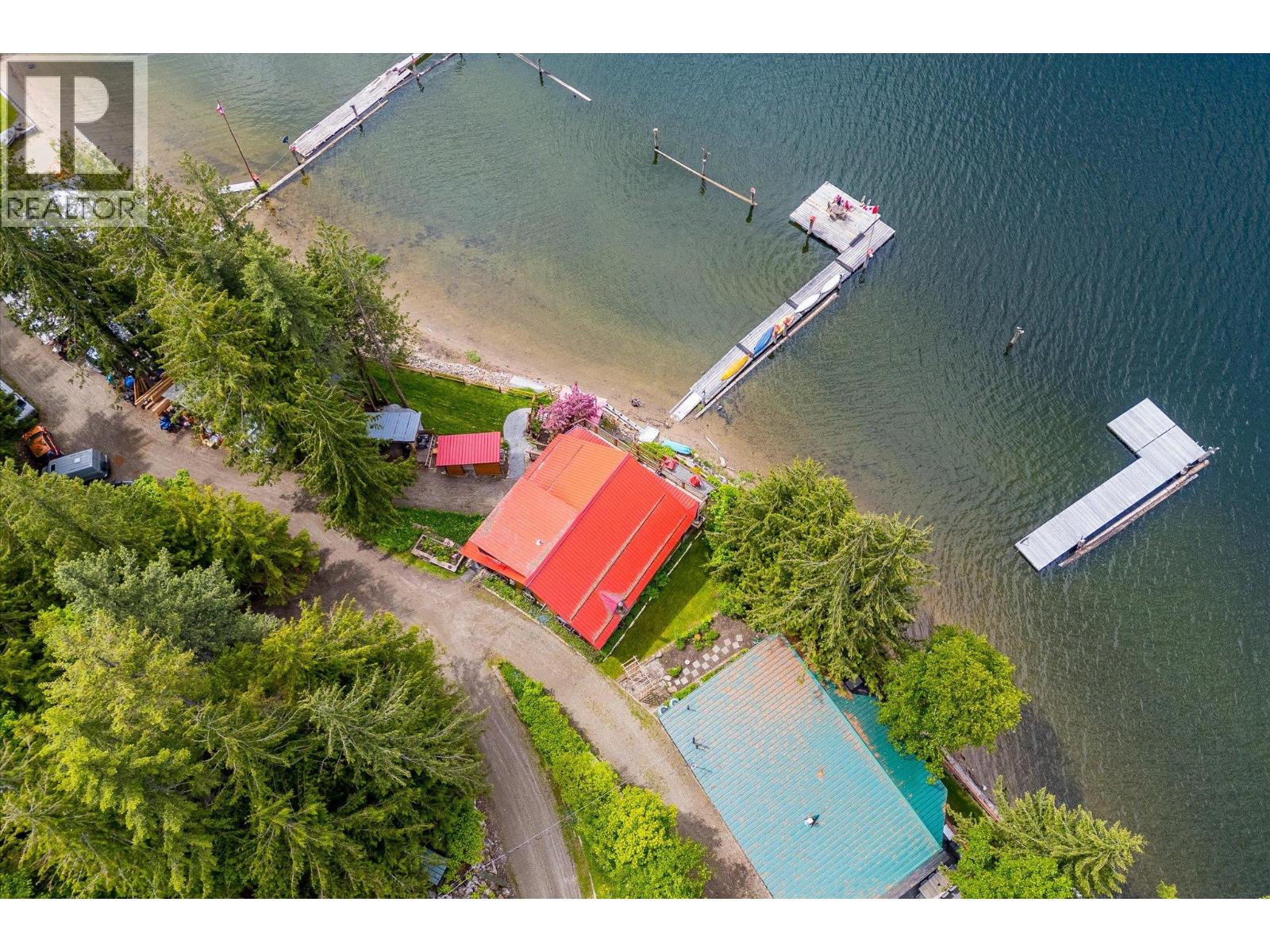 3546 Mabel Lake Road, Lumby, British Columbia  V0E 2E6 - Photo 3 - 10389636