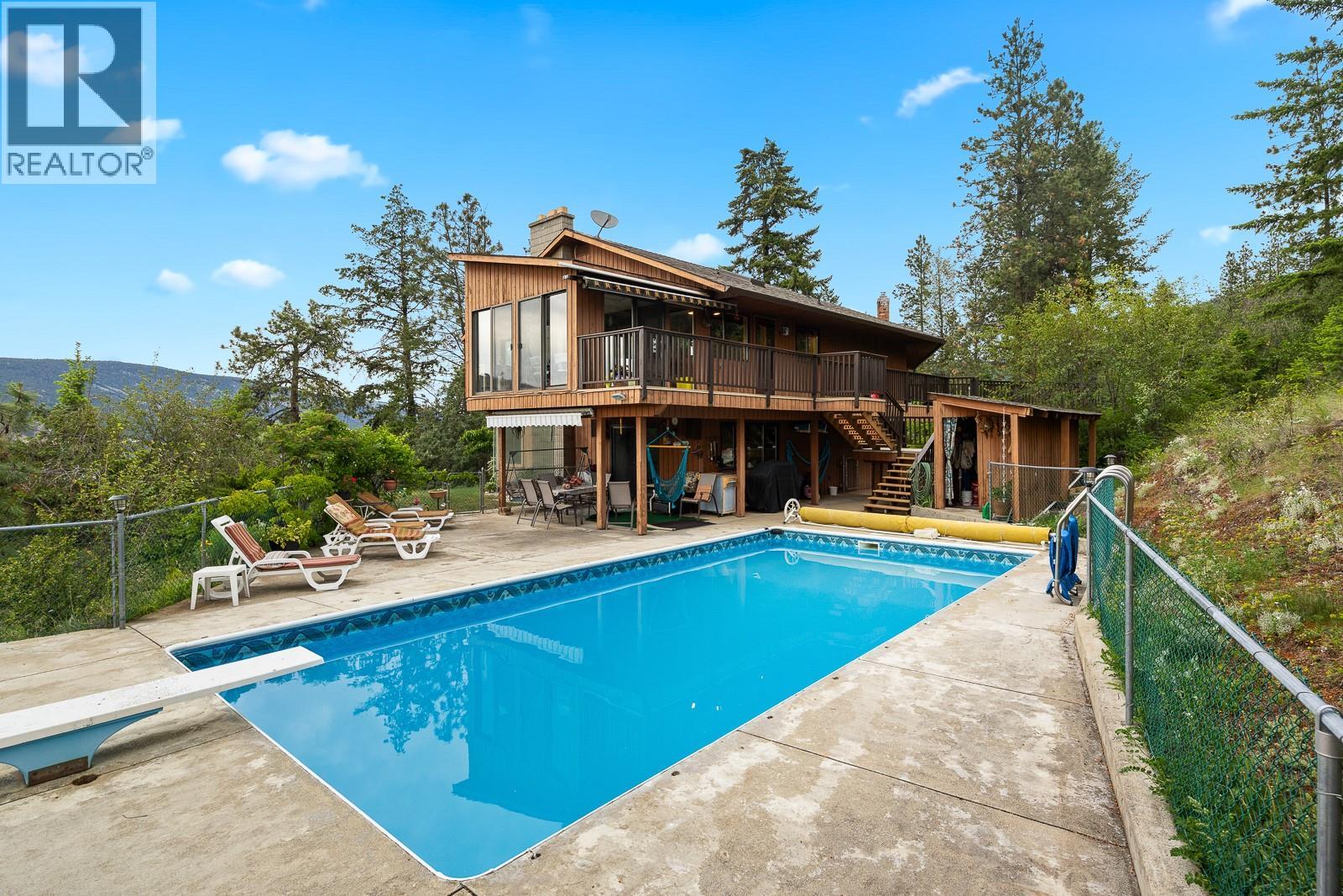 12610 Oyama Road, Oyama, British Columbia  V4V 2A4 - Photo 1 - 10386256