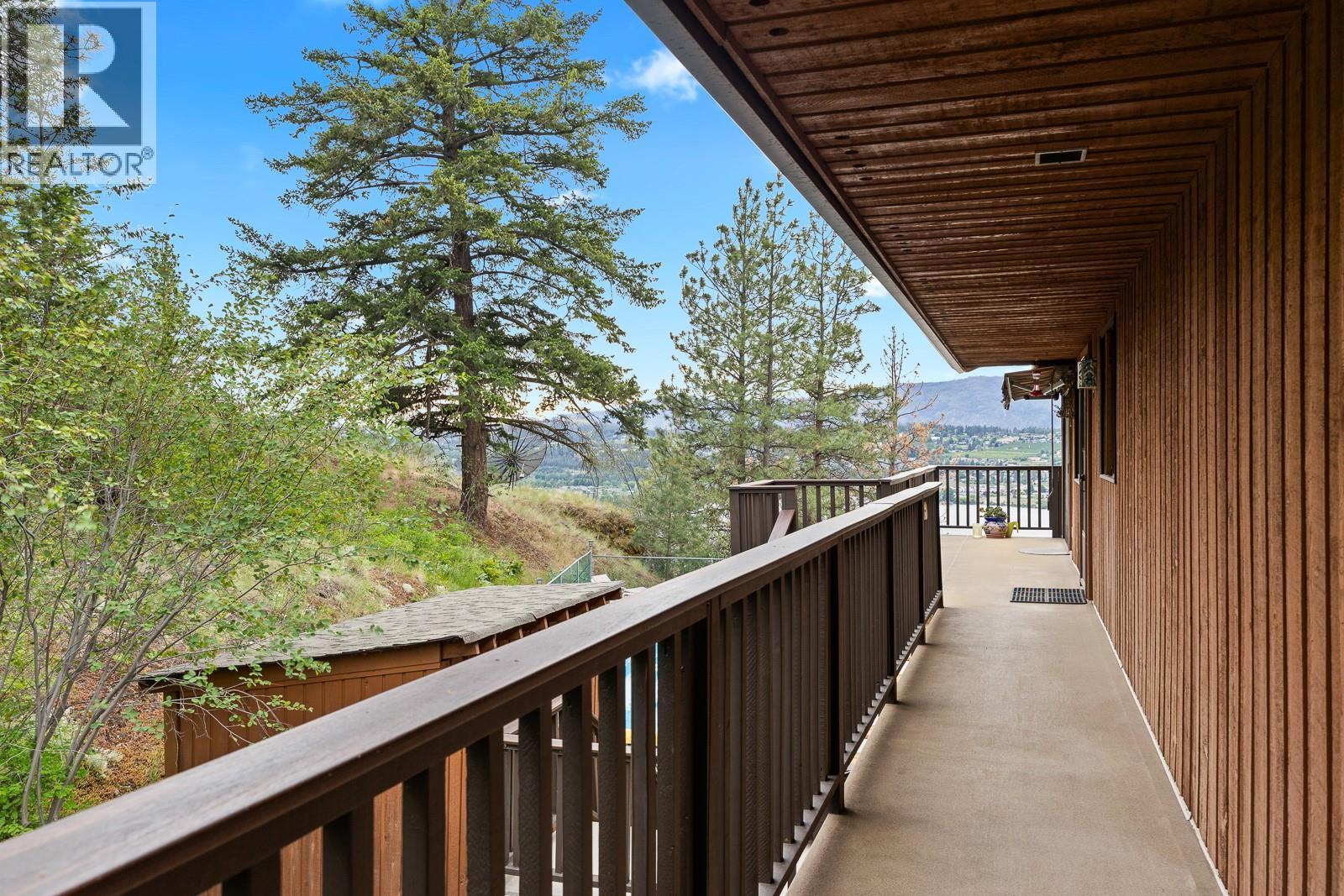 12610 Oyama Road, Oyama, British Columbia  V4V 2A4 - Photo 13 - 10386256