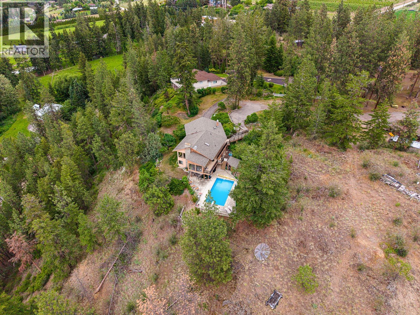 12610 Oyama Road, Oyama, British Columbia  V4V 2A4 - Photo 3 - 10386256