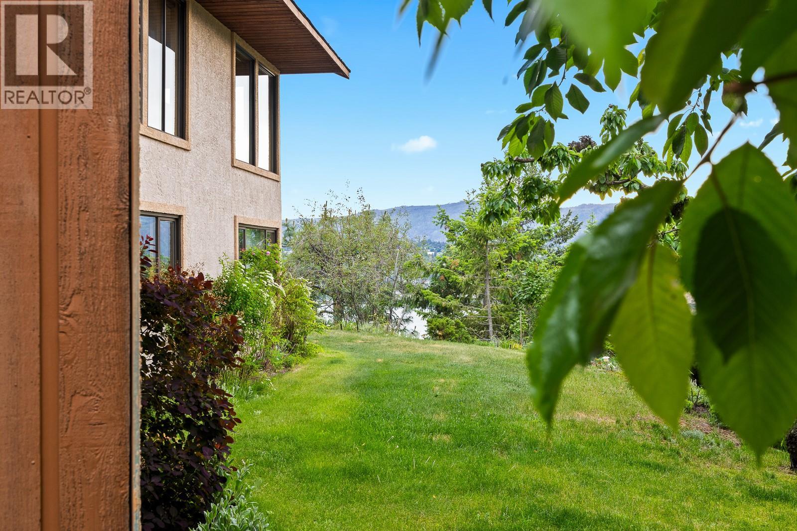 12610 Oyama Road, Oyama, British Columbia  V4V 2A4 - Photo 31 - 10386256
