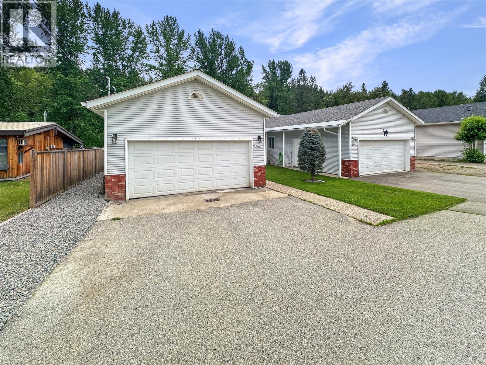 466 Corina Avenue Unit# A, Princeton, British Columbia  V0X 1W0 - Photo 2 - 10389613