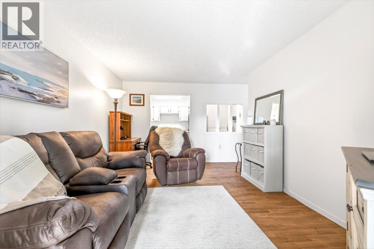 1286 Ponderosa Drive Unit# 313, Sparwood, British Columbia  V0B 2G2 - Photo 12 - 10389599