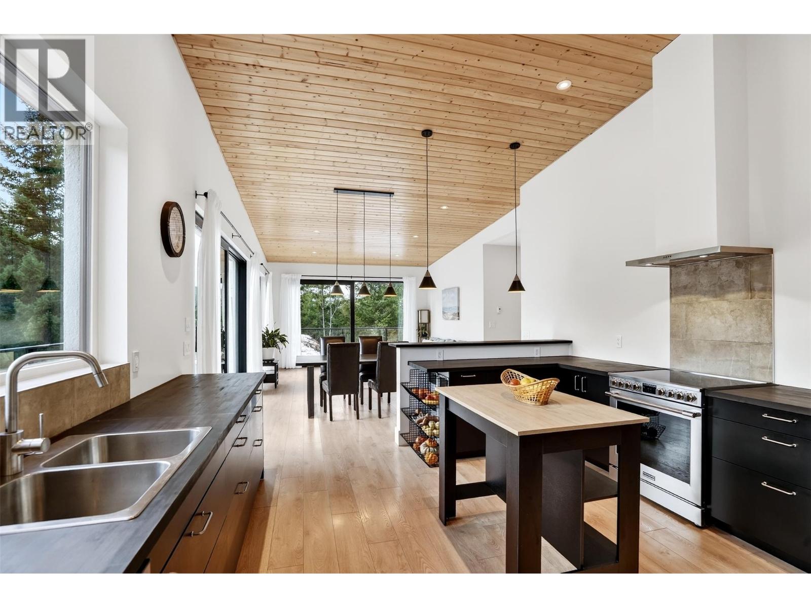 6804 Grandview Drive, Nelson, British Columbia  V1L 6W6 - Photo 32 - 10389593