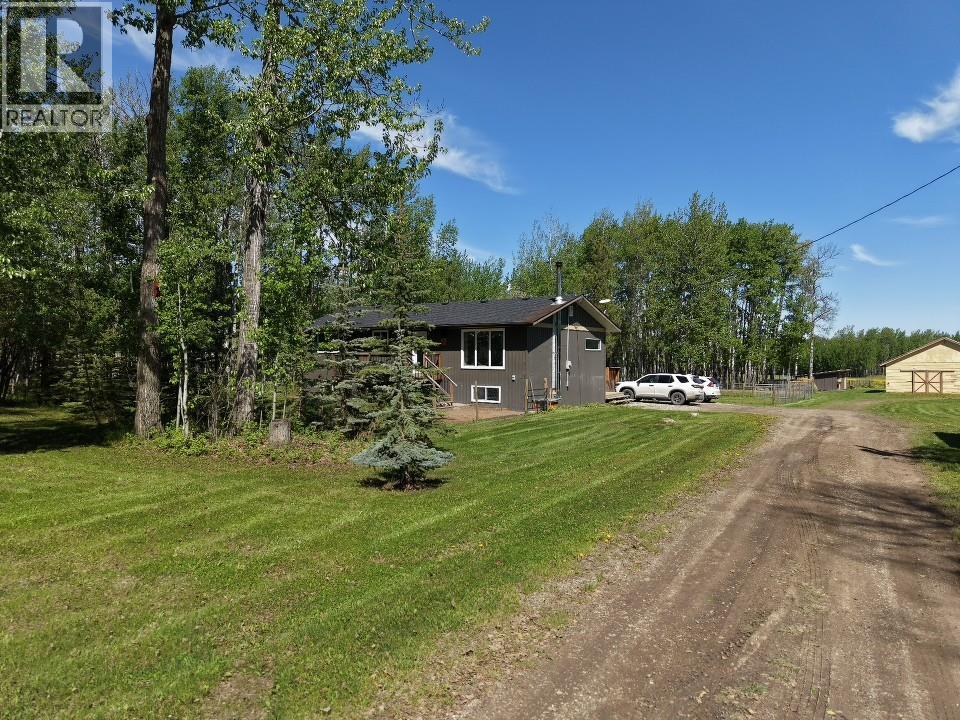 3988 Sweetwater Road, Dawson Creek, British Columbia  V1G 0J3 - Photo 15 - 10389659