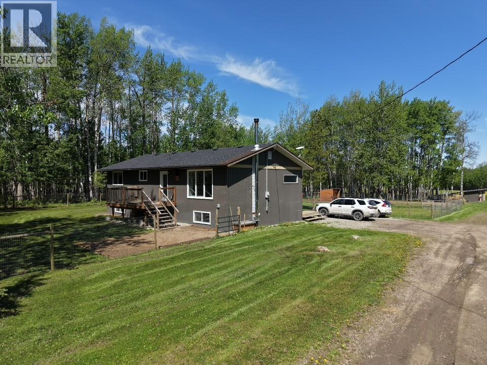 3988 Sweetwater Road, Dawson Creek, British Columbia  V1G 0J3 - Photo 17 - 10389659