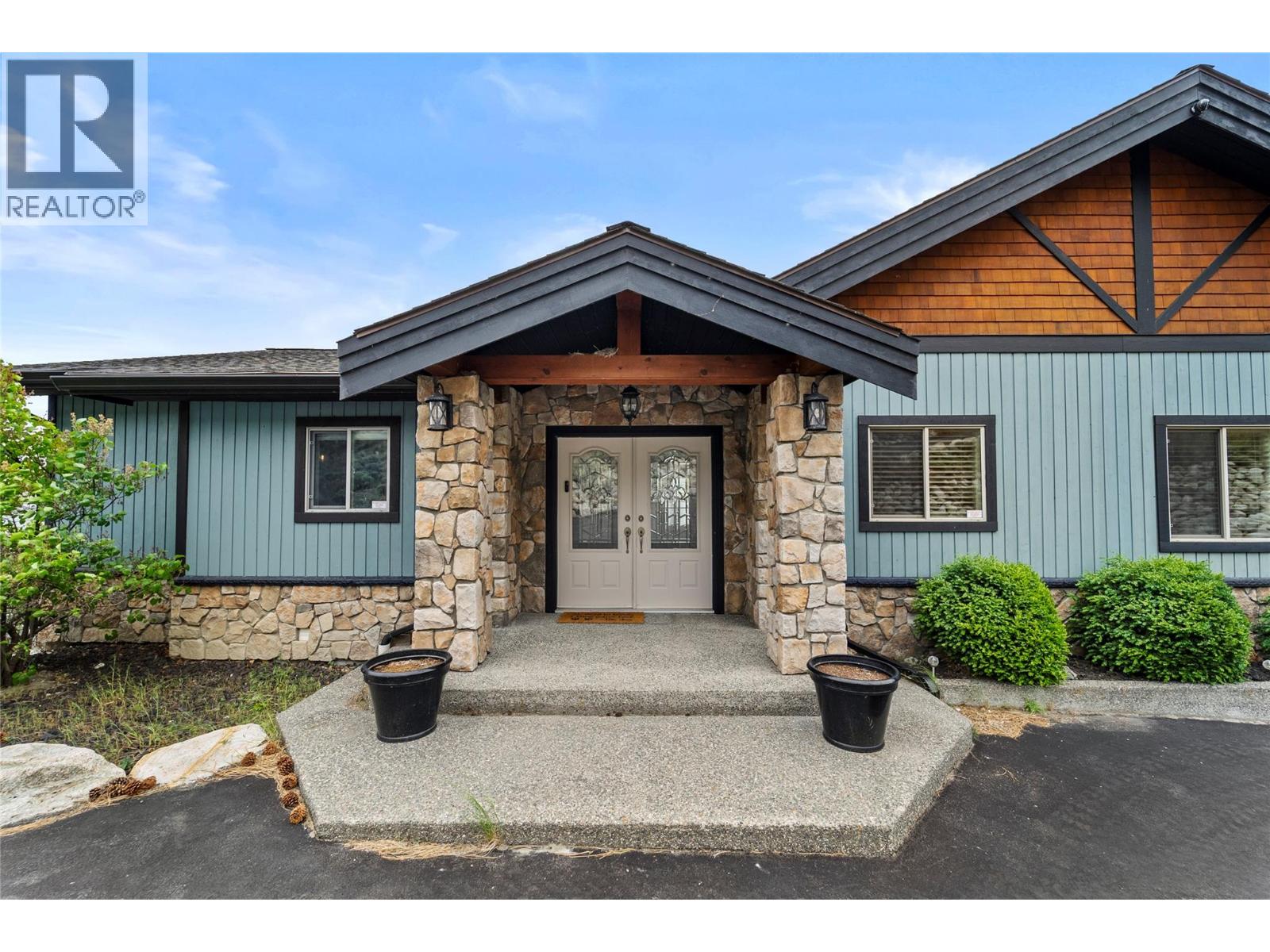 6488 Monck Park Road, Merritt, British Columbia  V1K 1B8 - Photo 3 - 10389603