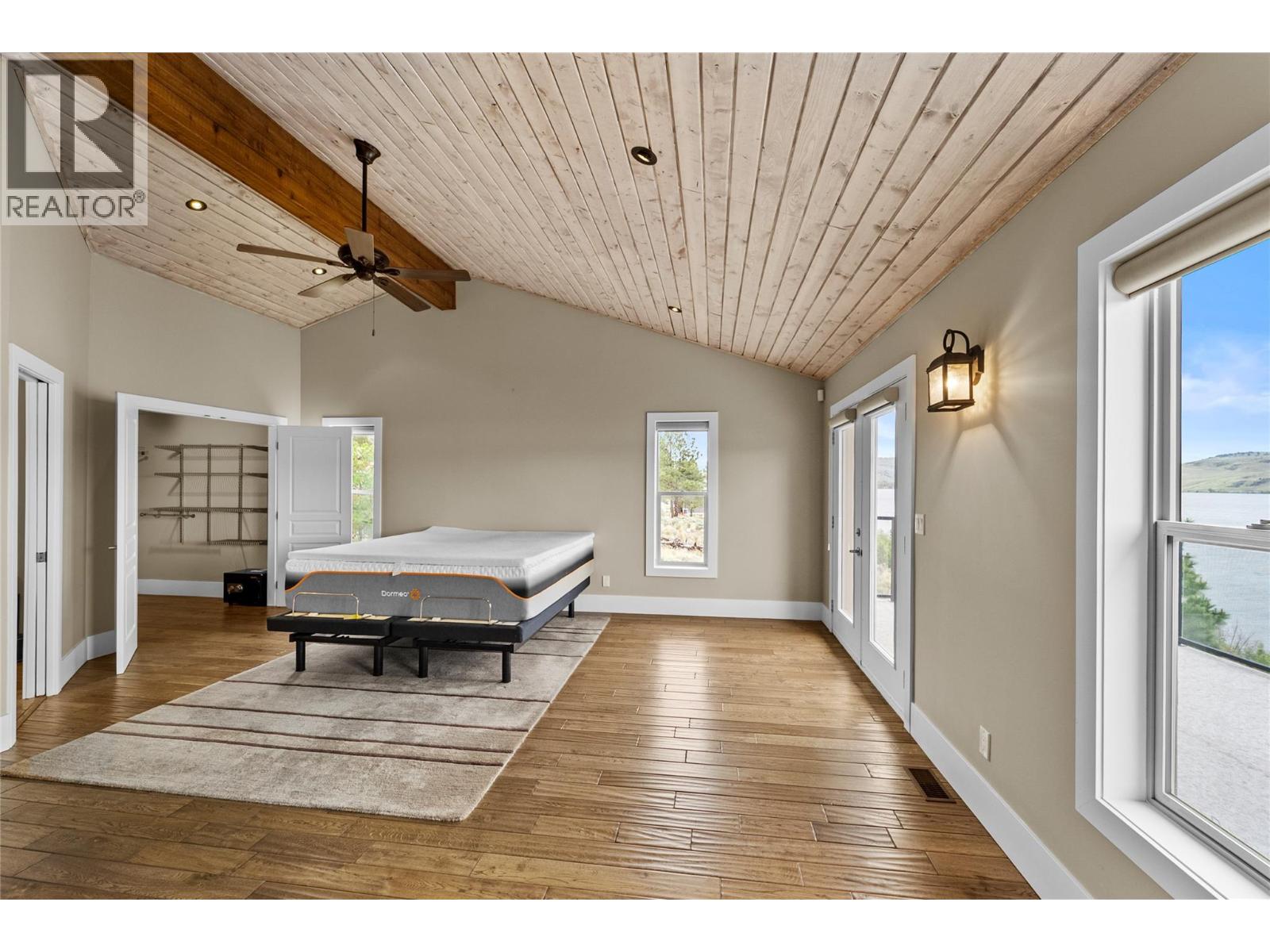 6488 Monck Park Road, Merritt, British Columbia  V1K 1B8 - Photo 9 - 10389603