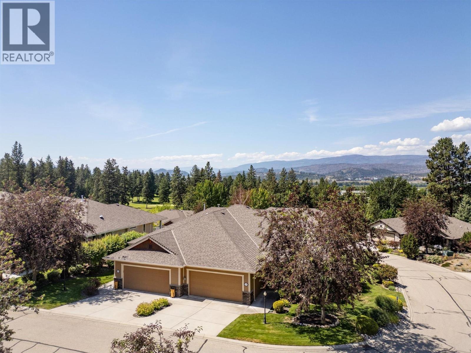 3590 Shadow Creek Drive, Kelowna, British Columbia  V1X 8A7 - Photo 2 - 10388783