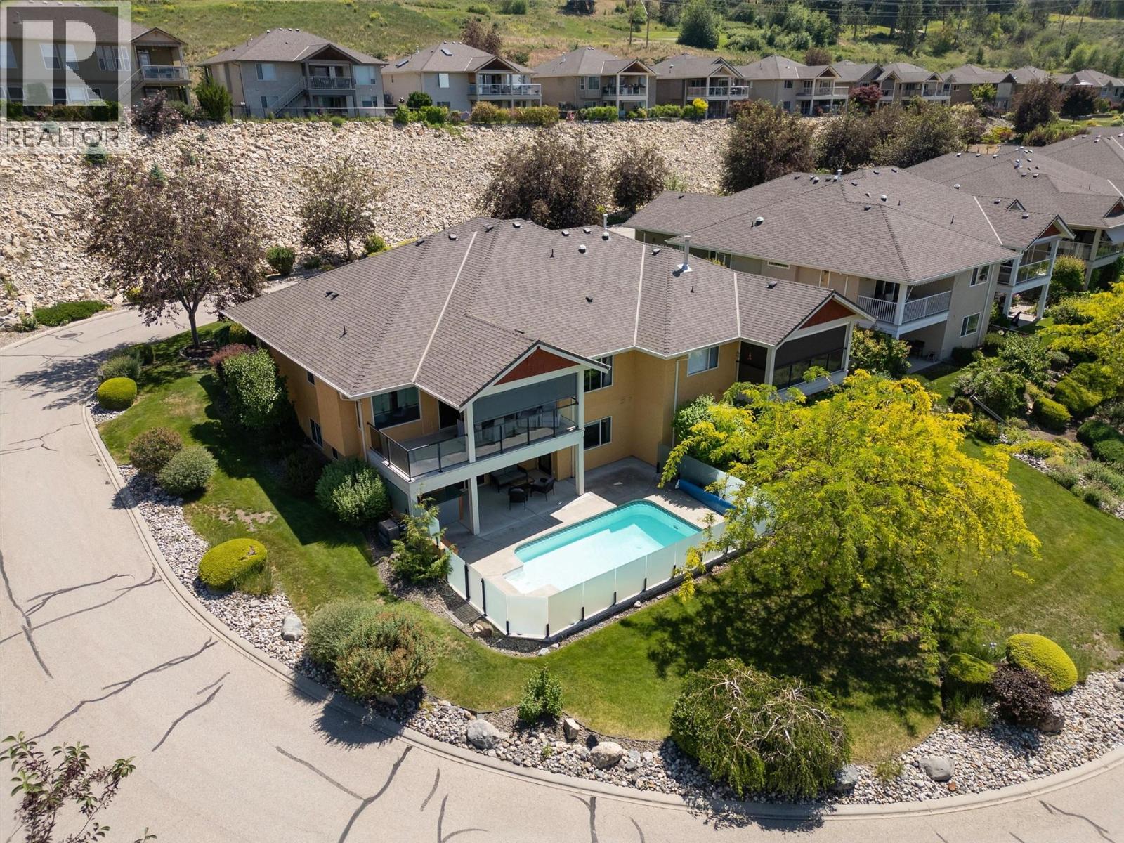 3590 Shadow Creek Drive, Kelowna, British Columbia  V1X 8A7 - Photo 5 - 10388783