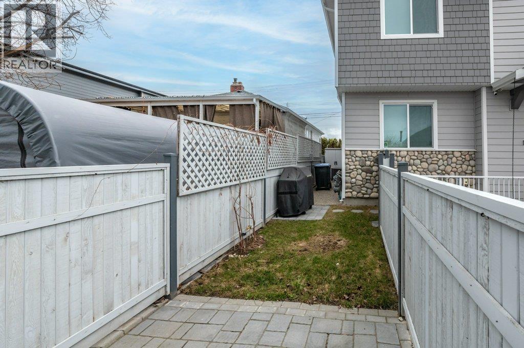 535 Westminster Avenue W Unit# 102, Penticton, British Columbia  V2A 1K4 - Photo 24 - 10389535
