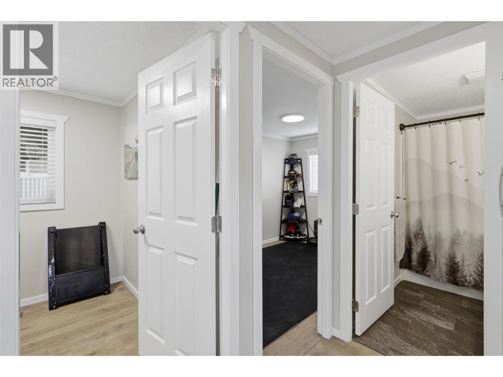 840 Klahanie Drive, Kamloops, British Columbia  V2C 5R2 - Photo 17 - 10388876
