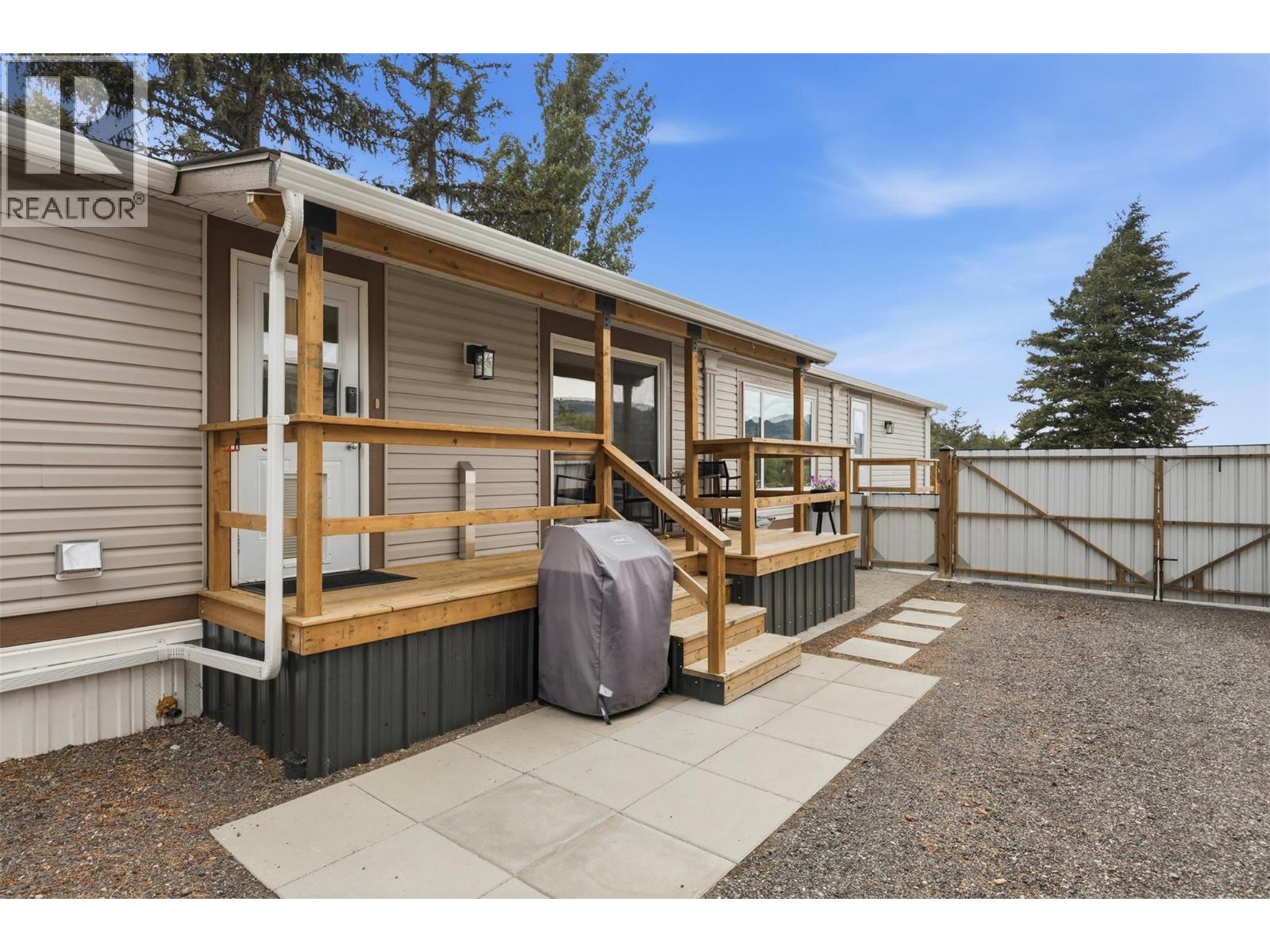 840 Klahanie Drive, Kamloops, British Columbia  V2C 5R2 - Photo 31 - 10388876