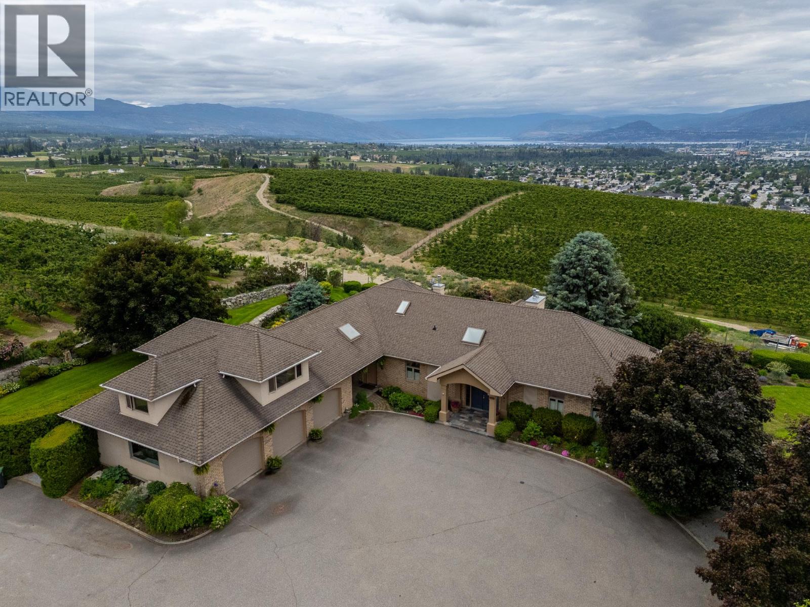 1145 Mckenzie Road, Kelowna, British Columbia  V1P 1C3 - Photo 1 - 10389627