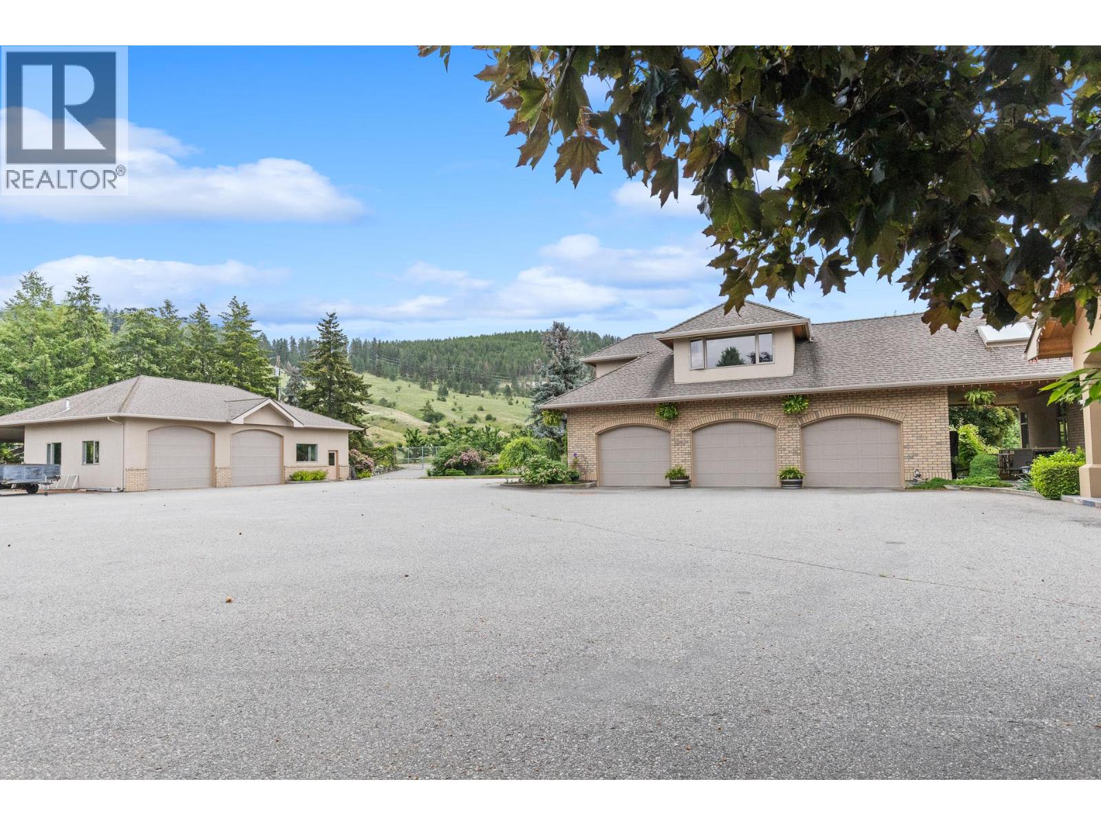 1145 Mckenzie Road, Kelowna, British Columbia  V1P 1C3 - Photo 2 - 10389627