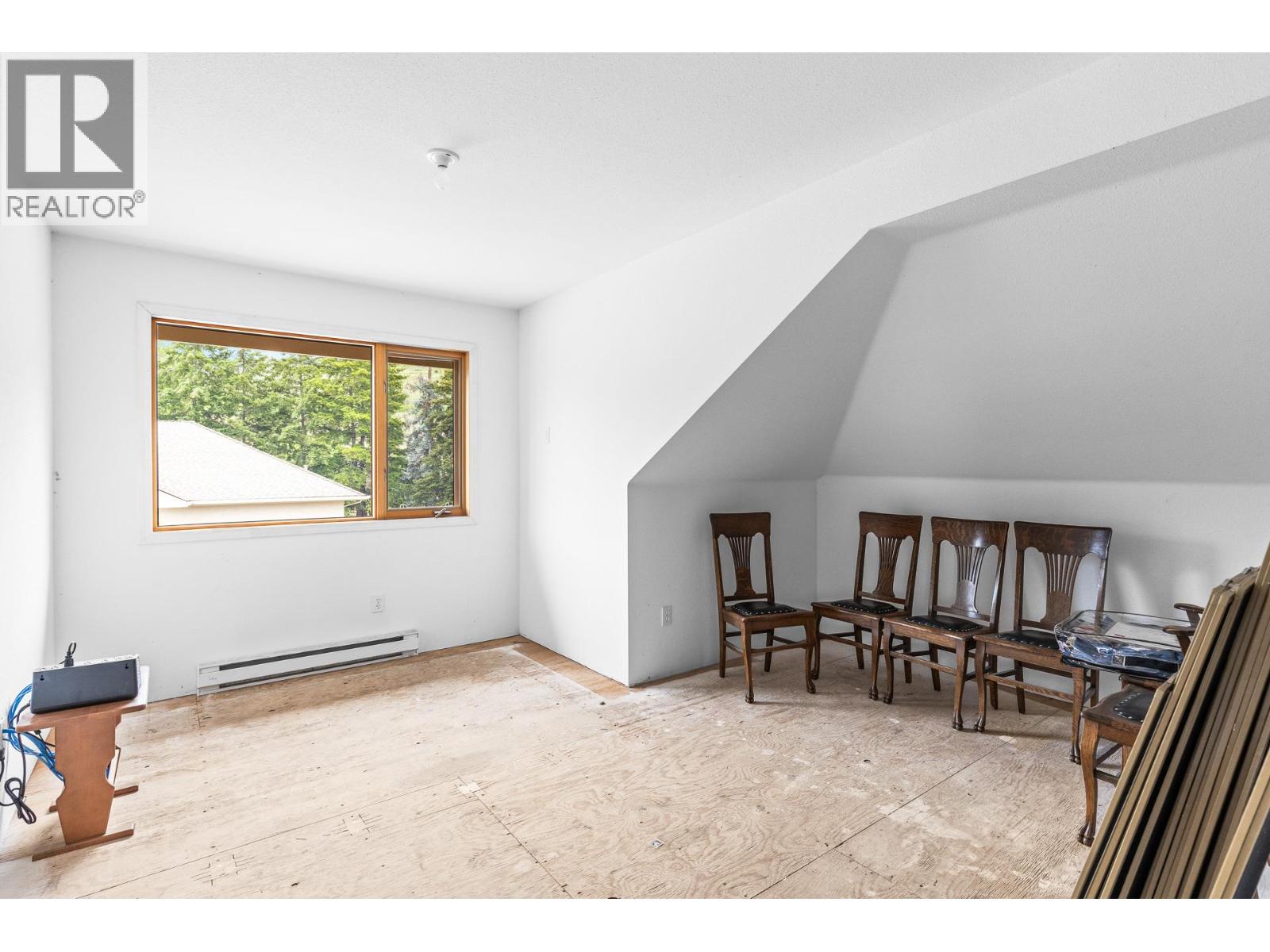 1145 Mckenzie Road, Kelowna, British Columbia  V1P 1C3 - Photo 65 - 10389627