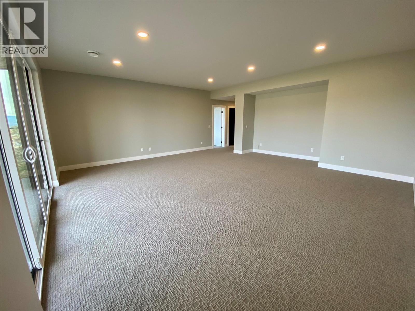 5402 Kestrel Lane, Kelowna, British Columbia  V1W 0A6 - Photo 21 - 10389498