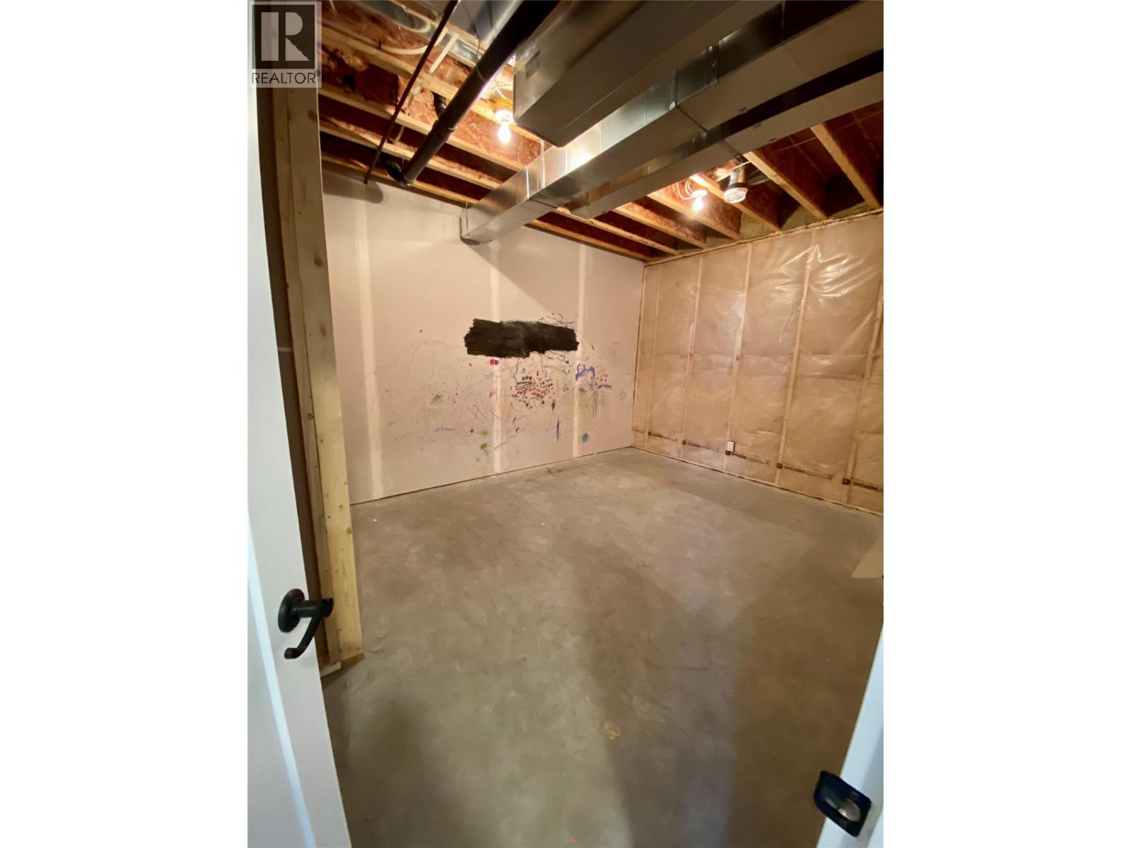 5402 Kestrel Lane, Kelowna, British Columbia  V1W 0A6 - Photo 22 - 10389498