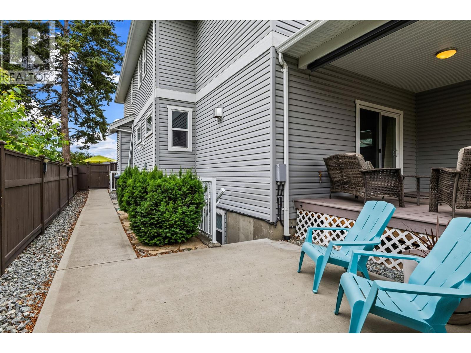 827 Juniper Road, Kelowna, British Columbia  V1X 3R8 - Photo 44 - 10389502