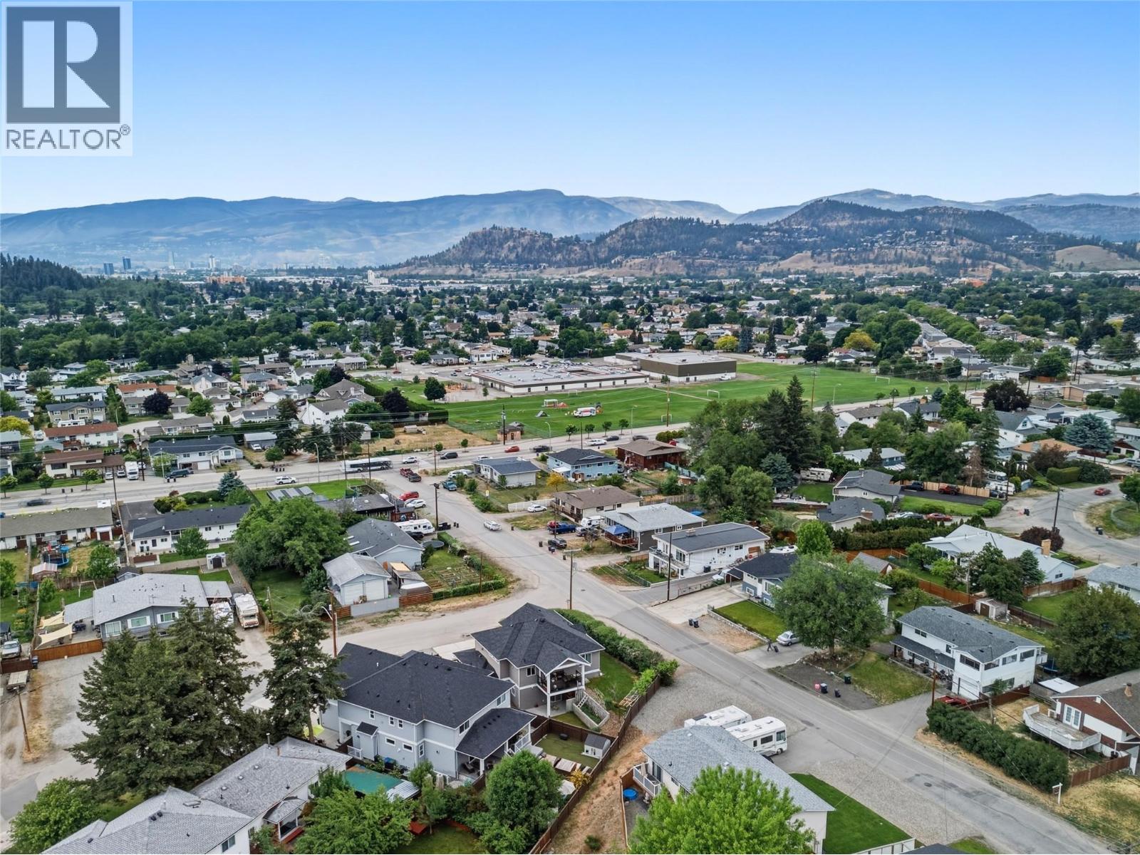 827 Juniper Road, Kelowna, British Columbia  V1X 3R8 - Photo 55 - 10389502