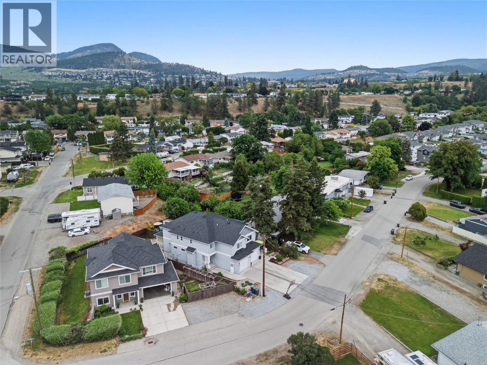 827 Juniper Road, Kelowna, British Columbia  V1X 3R8 - Photo 56 - 10389502