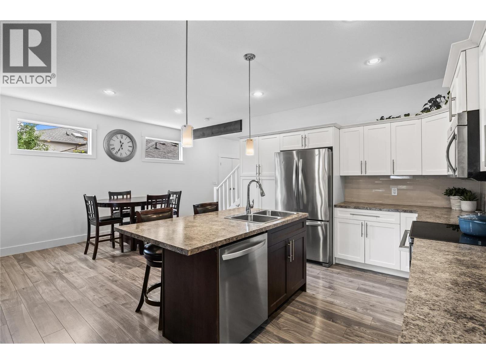 827 Juniper Road, Kelowna, British Columbia  V1X 3R8 - Photo 7 - 10389502