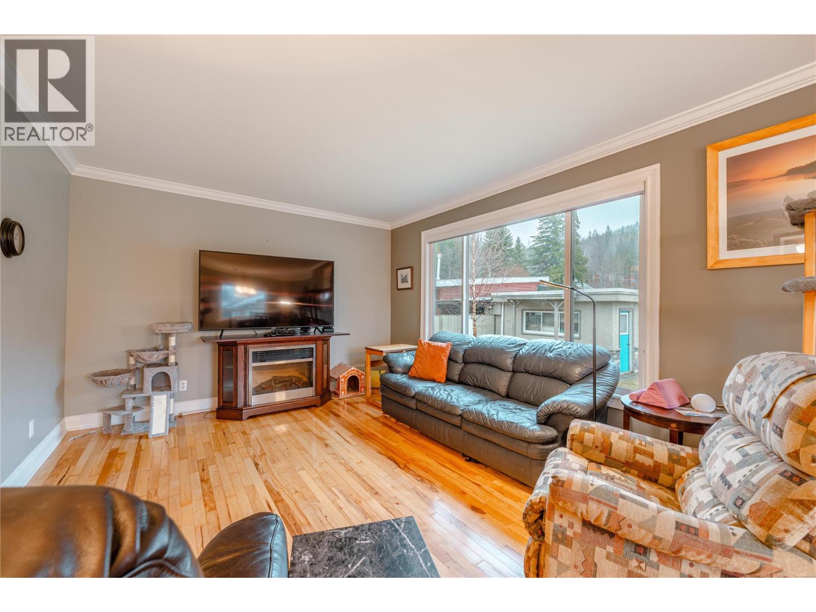 819 Victoria Road W, Revelstoke, British Columbia  V0E 2S0 - Photo 28 - 10389646