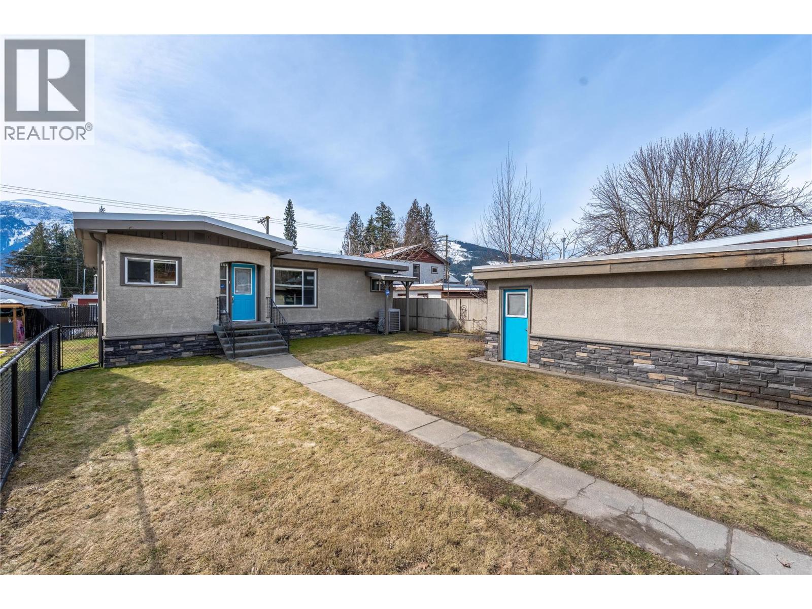 819 Victoria Road W, Revelstoke, British Columbia  V0E 2S0 - Photo 46 - 10389646