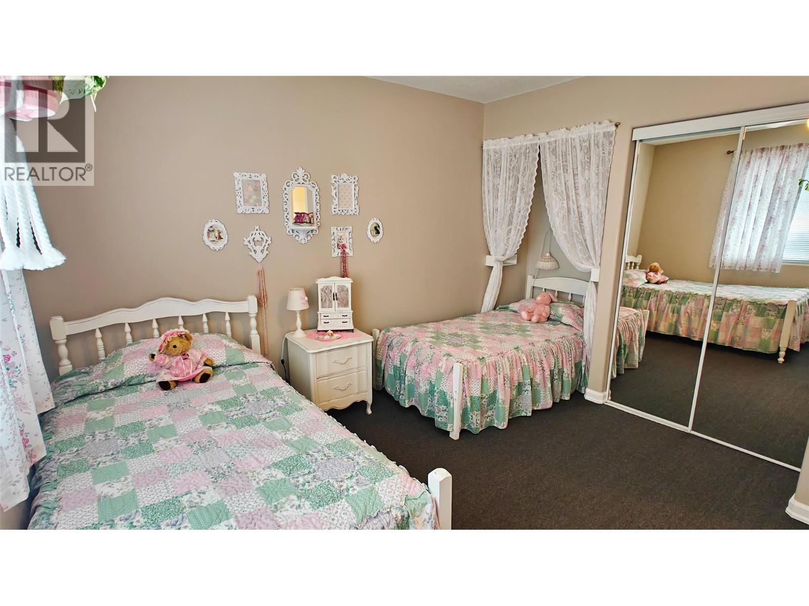 275 10th Avenue, Montrose, British Columbia  V0G 1P0 - Photo 24 - 10389597