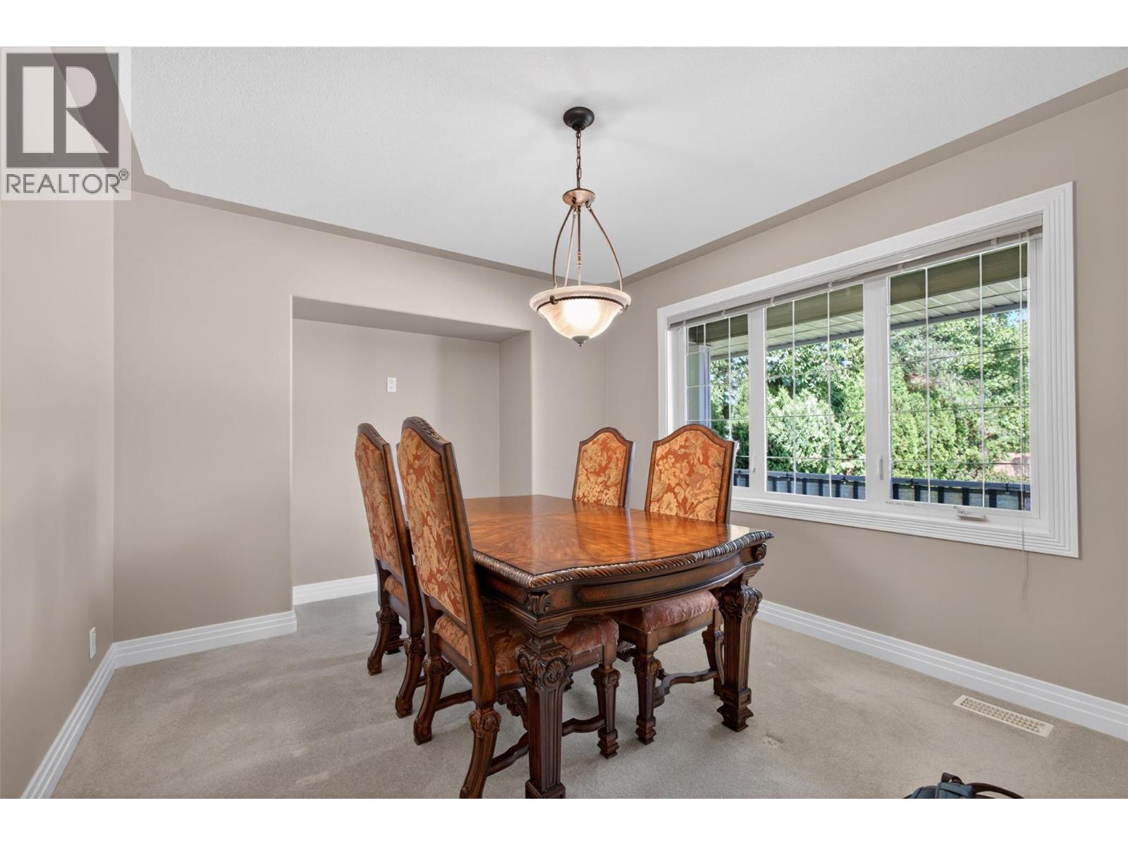 4618 Darin Place, Kelowna, British Columbia  V1W 4S2 - Photo 4 - 10387978