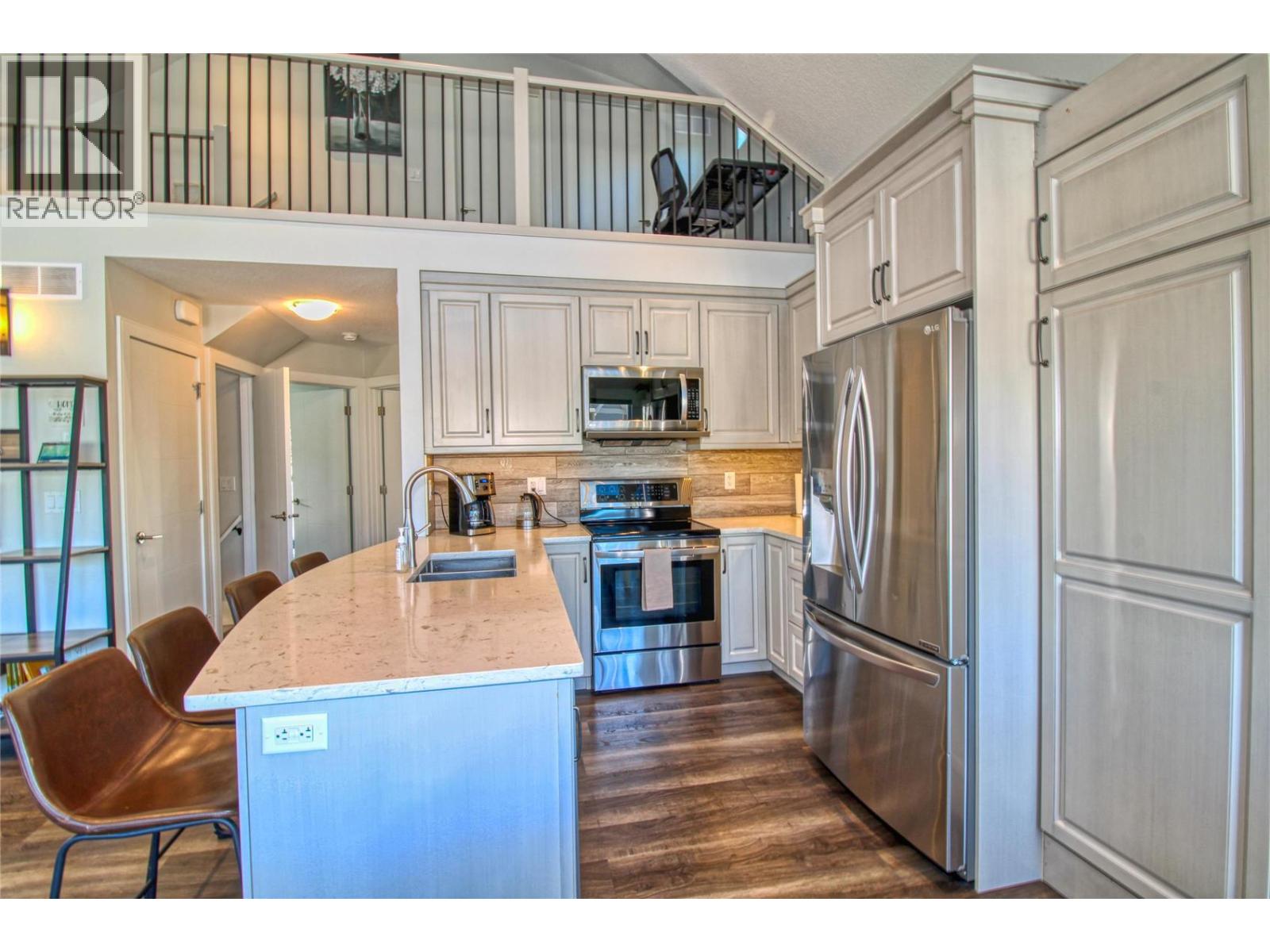 6742 Marbella Loop Unit# 302, Kelowna, British Columbia  V1Z 3R8 - Photo 19 - 10389686