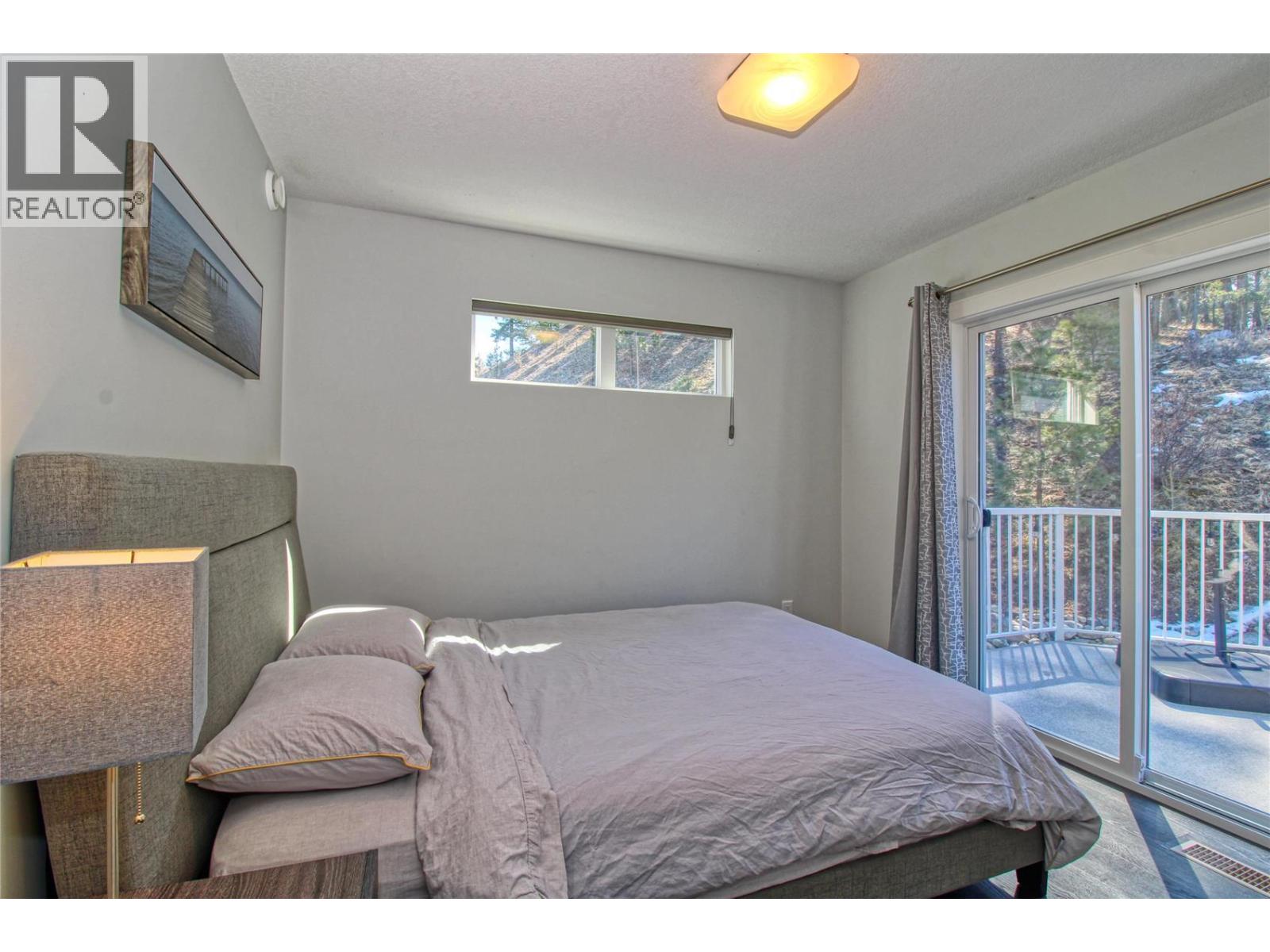 6742 Marbella Loop Unit# 302, Kelowna, British Columbia  V1Z 3R8 - Photo 29 - 10389686
