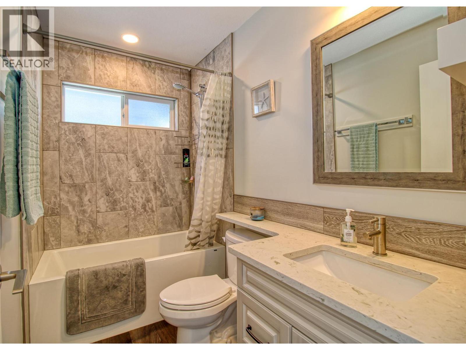 6742 Marbella Loop Unit# 302, Kelowna, British Columbia  V1Z 3R8 - Photo 33 - 10389686