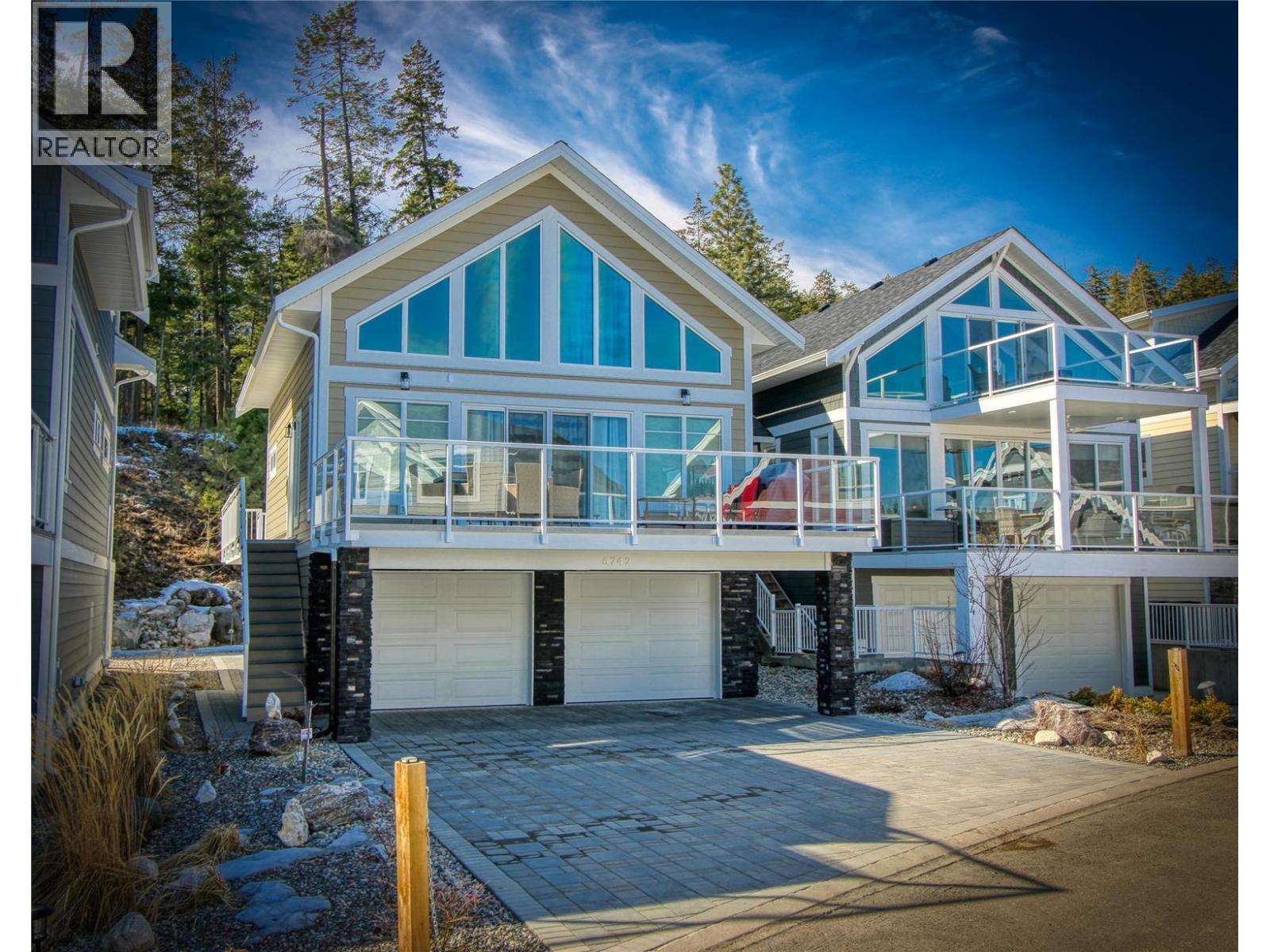 6742 Marbella Loop Unit# 302, Kelowna, British Columbia  V1Z 3R8 - Photo 4 - 10389686