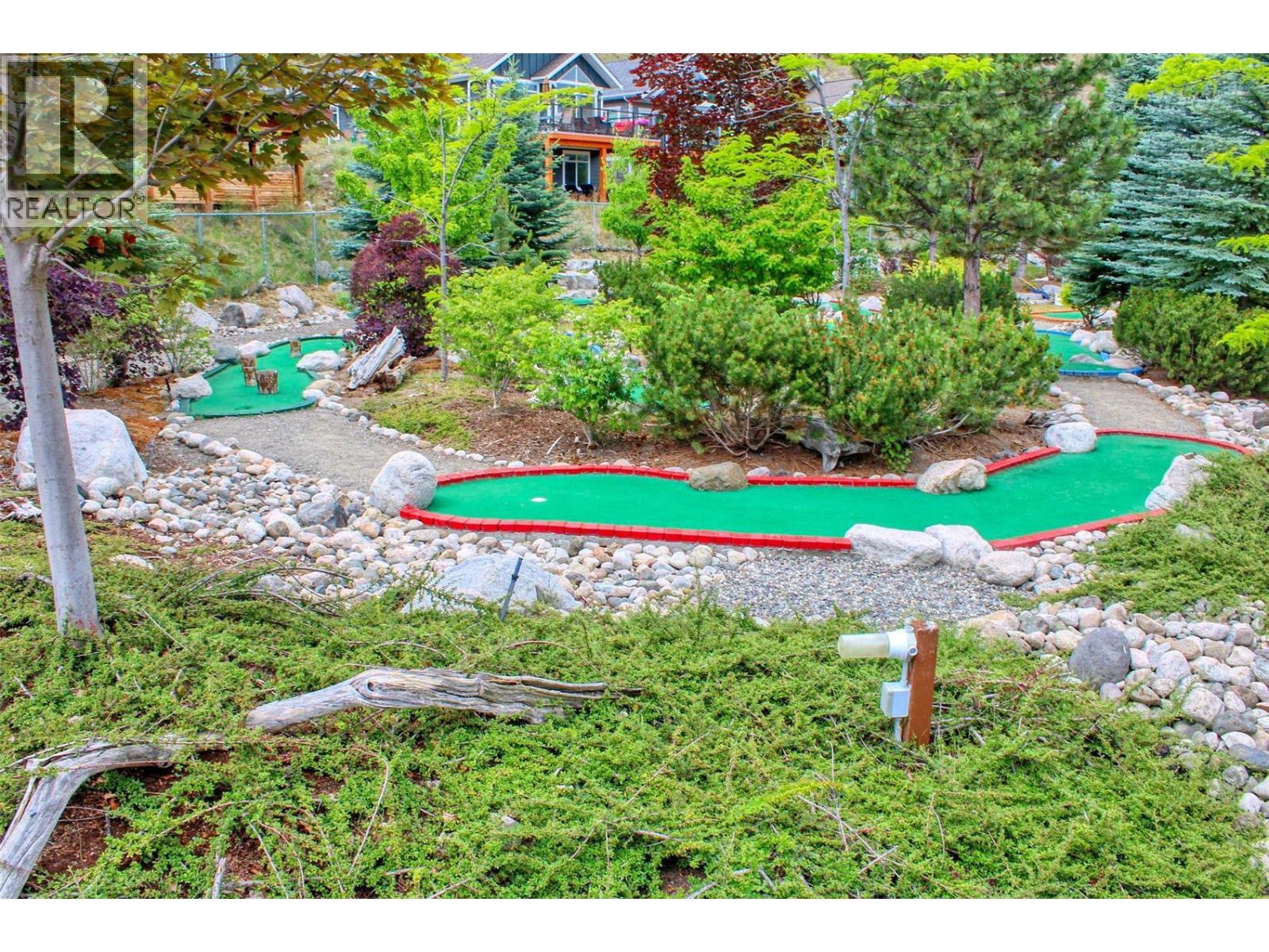 6742 Marbella Loop Unit# 302, Kelowna, British Columbia  V1Z 3R8 - Photo 45 - 10389686