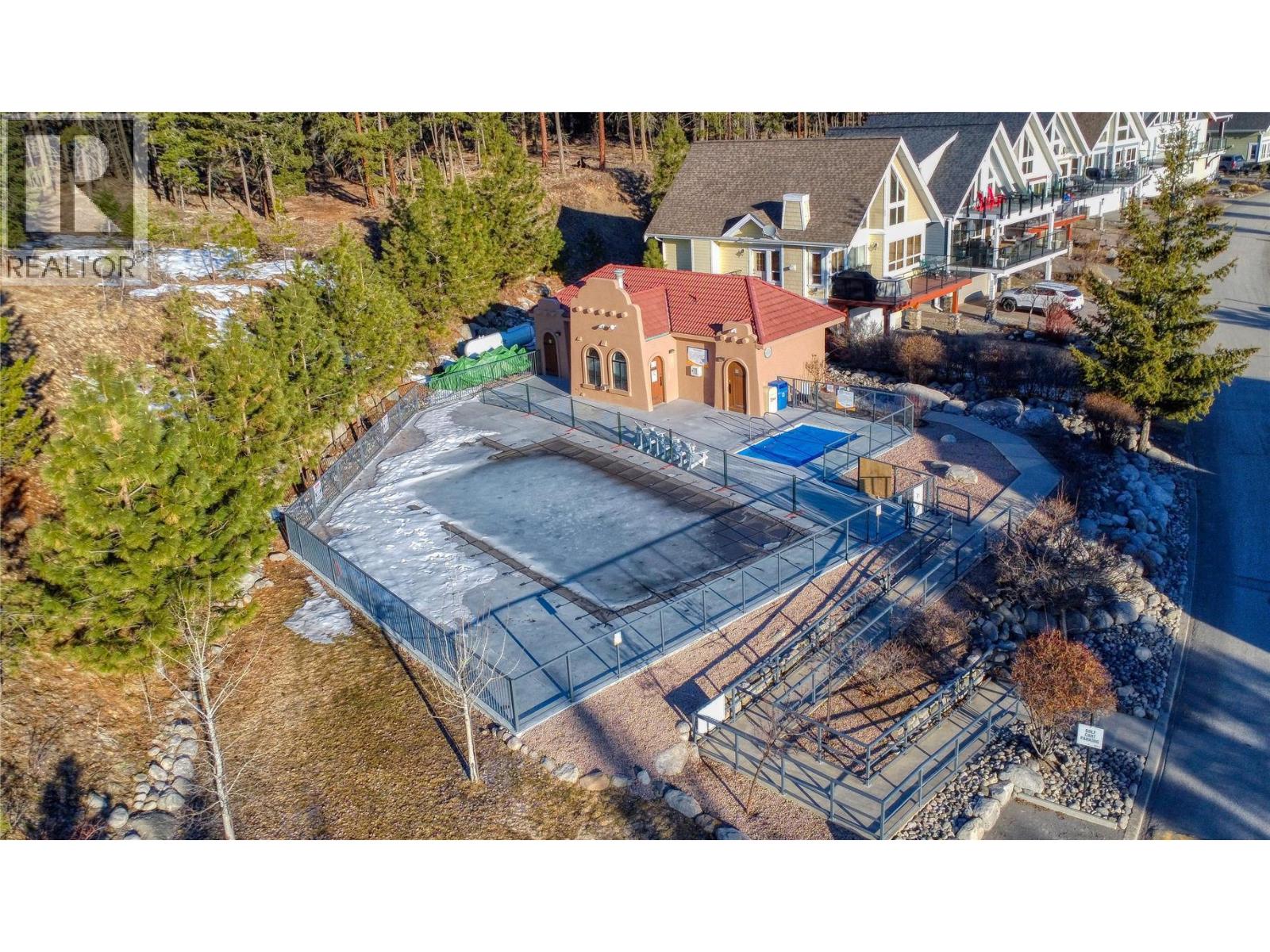 6742 Marbella Loop Unit# 302, Kelowna, British Columbia  V1Z 3R8 - Photo 47 - 10389686