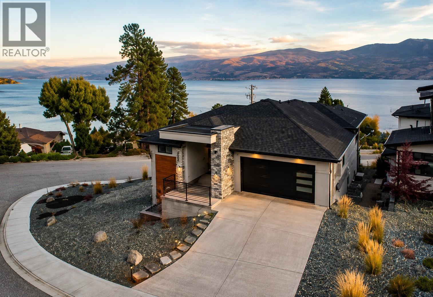 3953 Beachview Drive, West Kelowna, British Columbia  V4T 2K1 - Photo 1 - 10389594