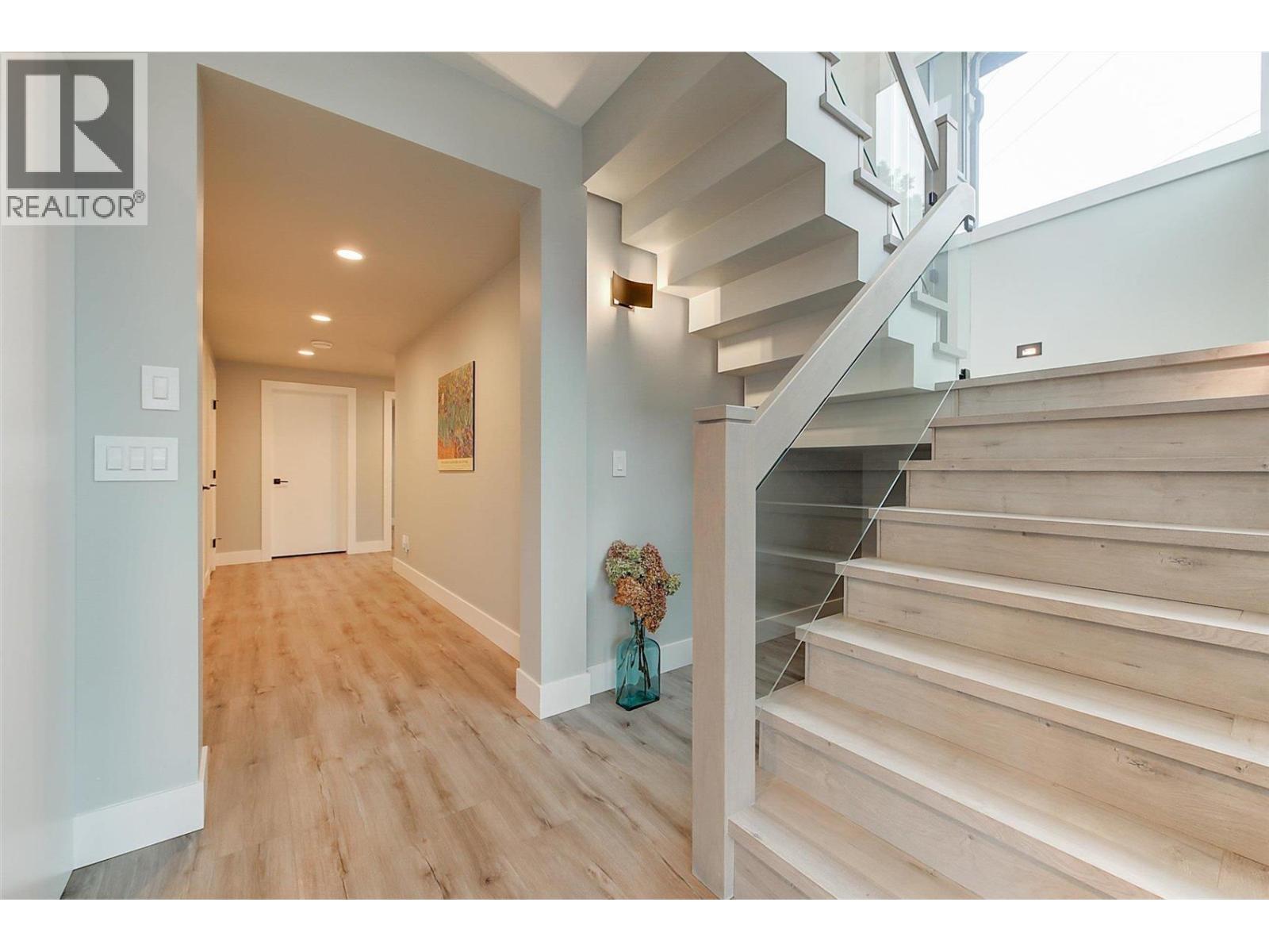 3953 Beachview Drive, West Kelowna, British Columbia  V4T 2K1 - Photo 17 - 10389594