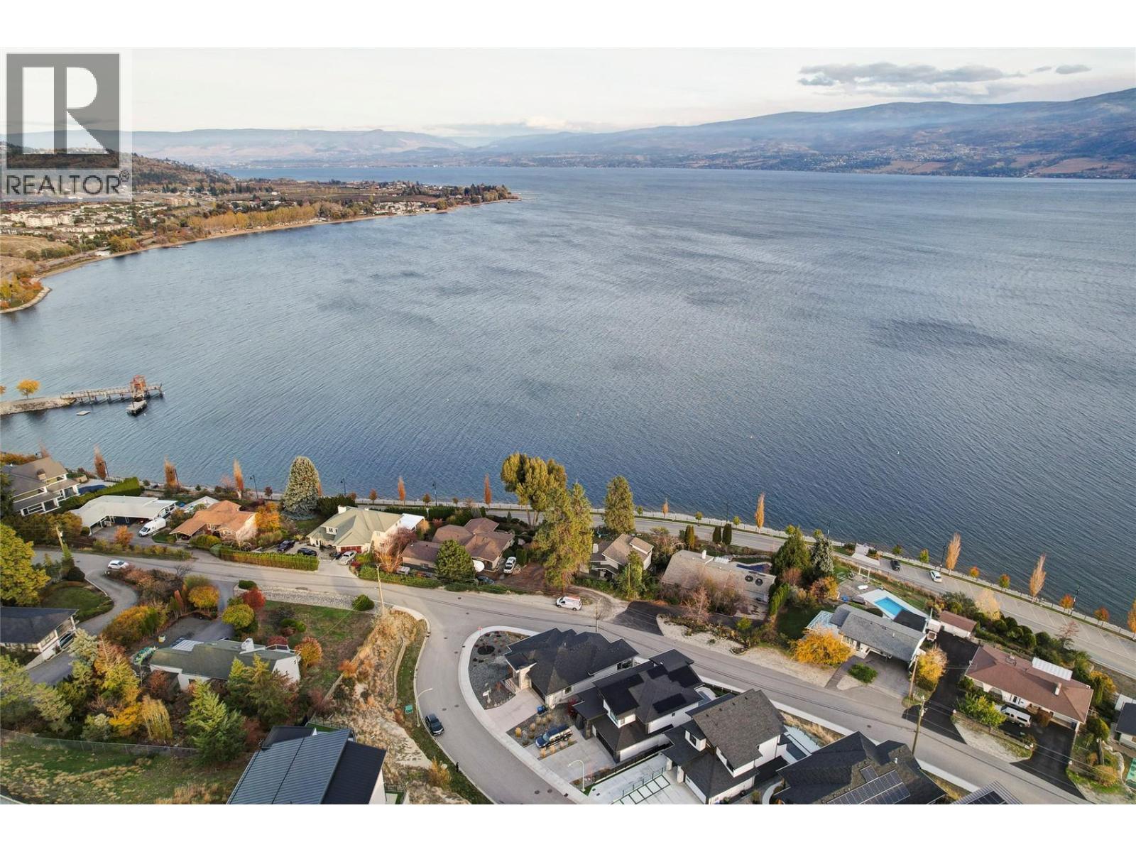 3953 Beachview Drive, West Kelowna, British Columbia  V4T 2K1 - Photo 26 - 10389594