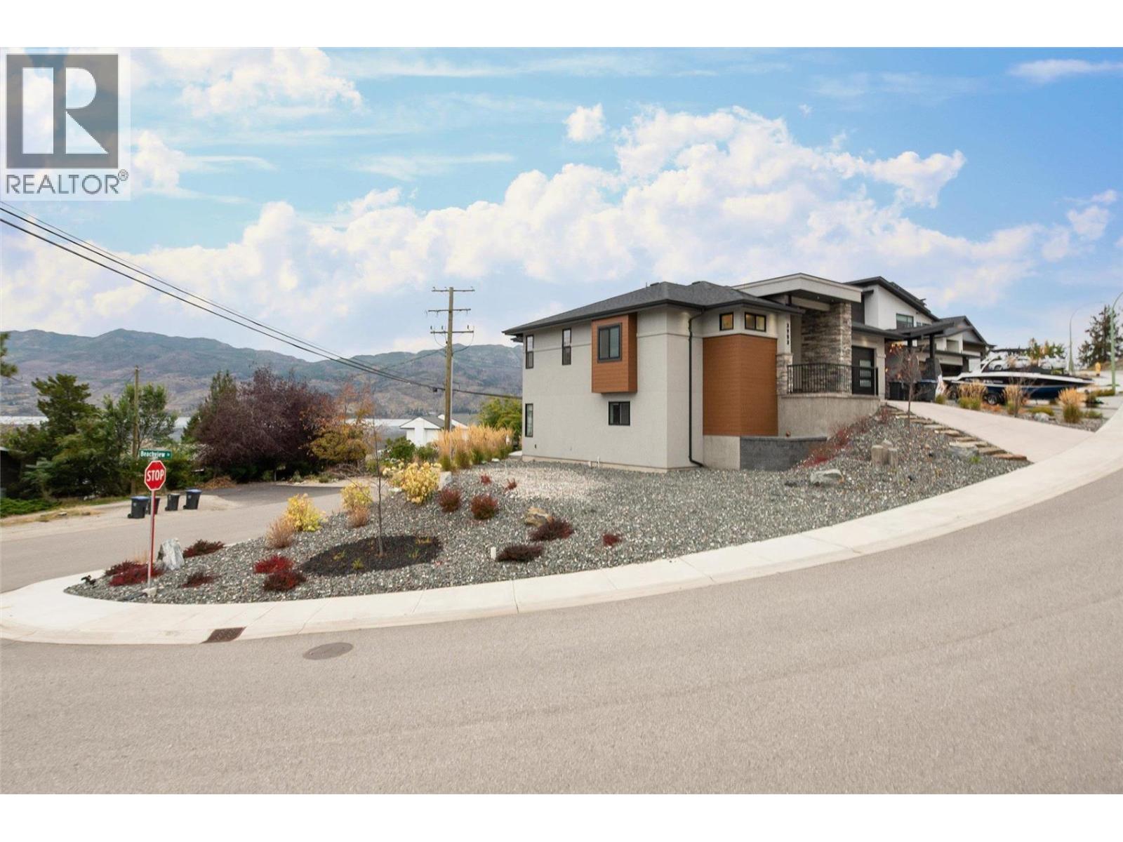3953 Beachview Drive, West Kelowna, British Columbia  V4T 2K1 - Photo 30 - 10389594