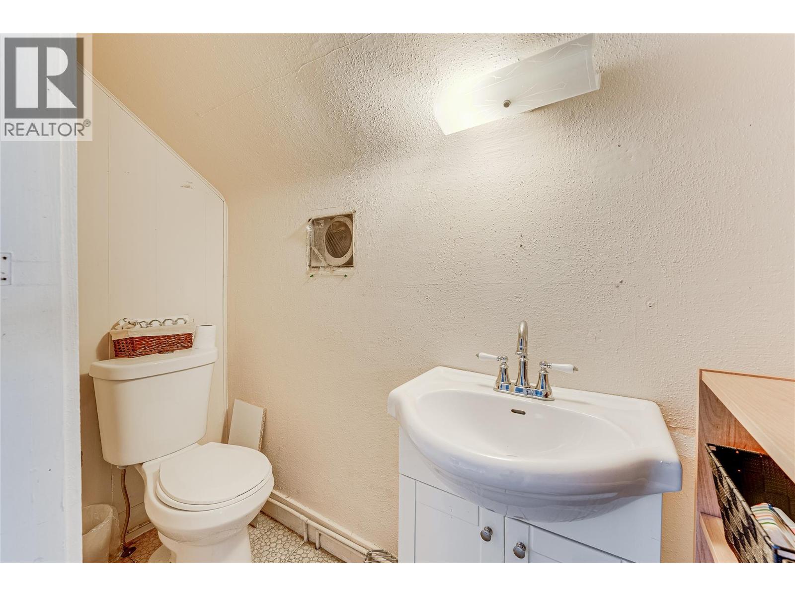 3202 26 Street, Vernon, British Columbia  V1T 4V3 - Photo 31 - 10389641