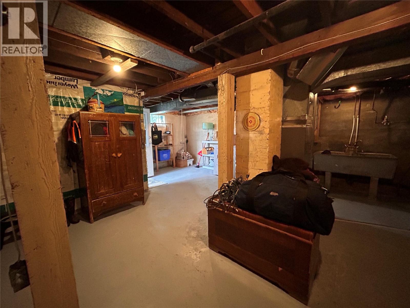 1350 Main Street, Trail, British Columbia  V1R 1Y1 - Photo 31 - 10389589
