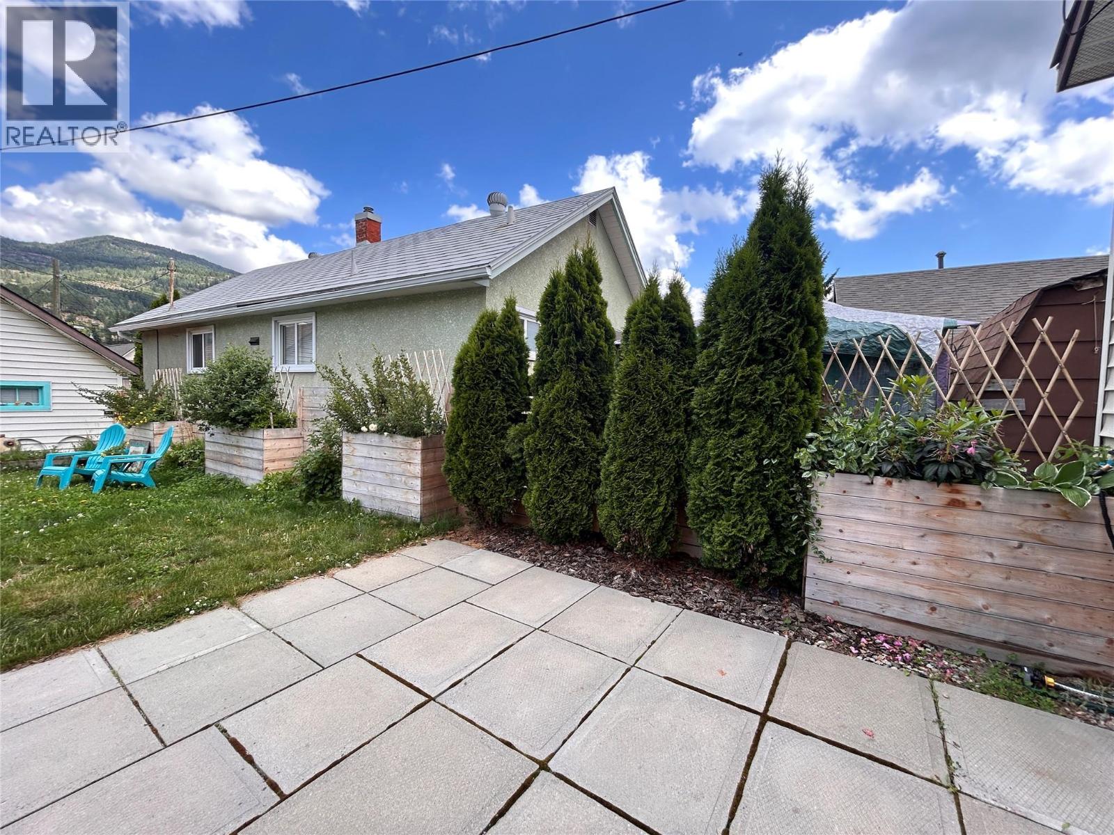 1350 Main Street, Trail, British Columbia  V1R 1Y1 - Photo 38 - 10389589