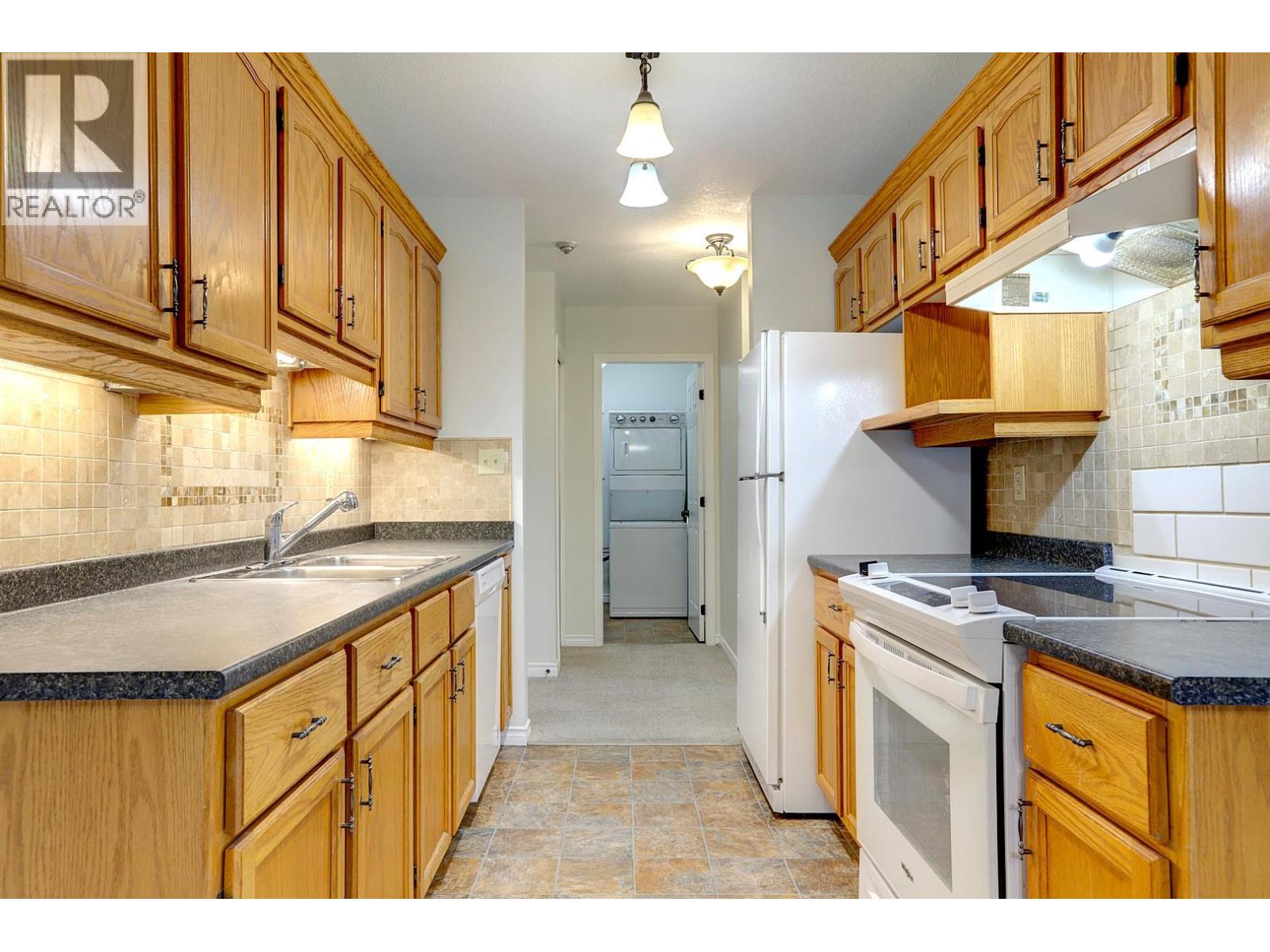 211 Kildonan Avenue Unit# 212, Enderby, British Columbia  V0E 1V2 - Photo 4 - 10389577