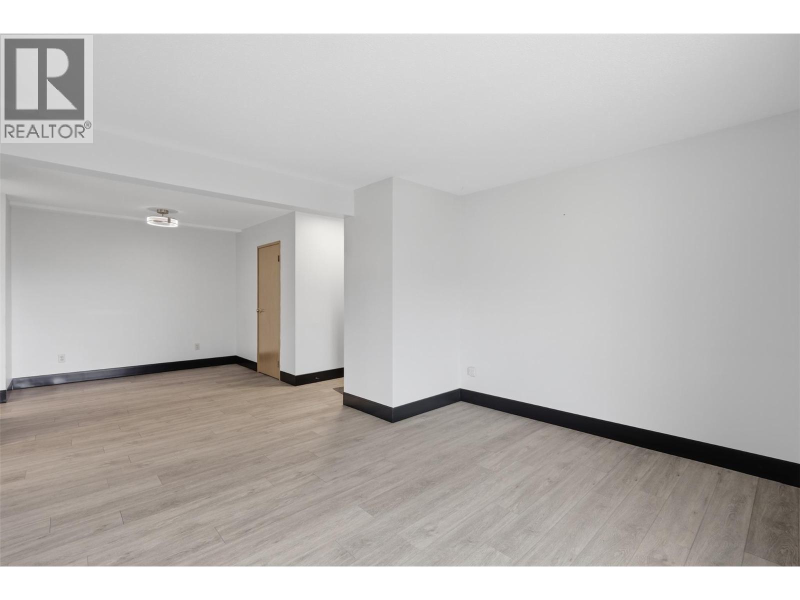 44 Whiteshield Crescent S Unit# 102, Kamloops, British Columbia  V2E 2J1 - Photo 17 - 10389715