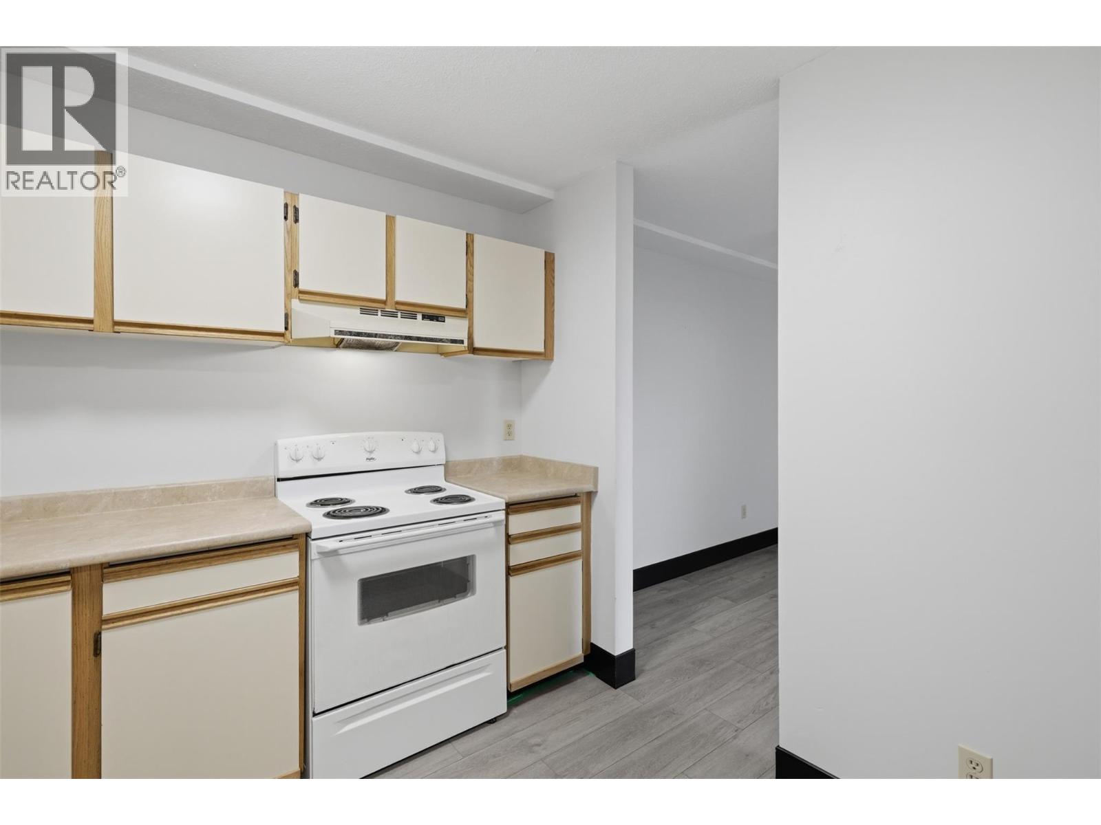 44 Whiteshield Crescent S Unit# 102, Kamloops, British Columbia  V2E 2J1 - Photo 7 - 10389715