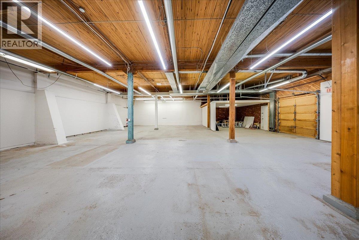1846 First Street, Fruitvale, British Columbia  V0G 1L0 - Photo 11 - 10389700