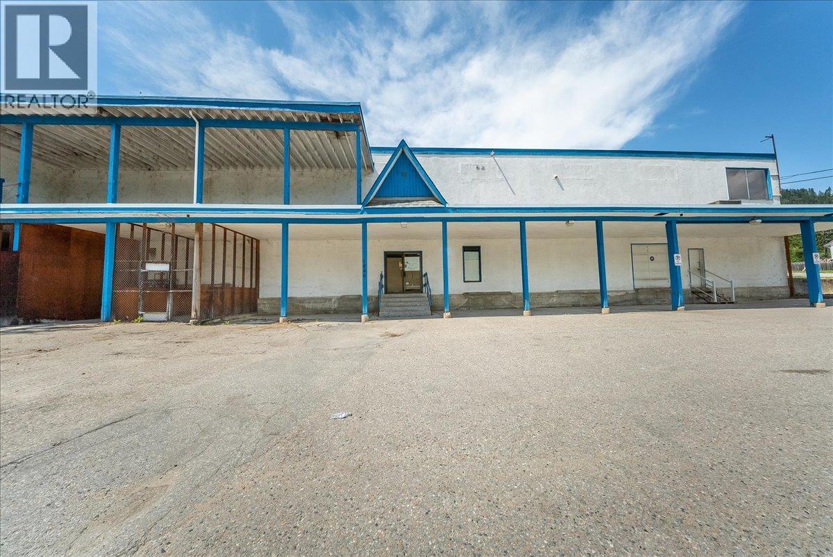 1846 First Street, Fruitvale, British Columbia  V0G 1L0 - Photo 4 - 10389700