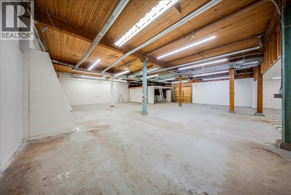 1846 First Street, Fruitvale, British Columbia  V0G 1L0 - Photo 7 - 10389700